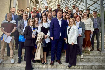 Înmânarea solemnă a certificatelor de absolvire a instruirii teoretice inițiale Image